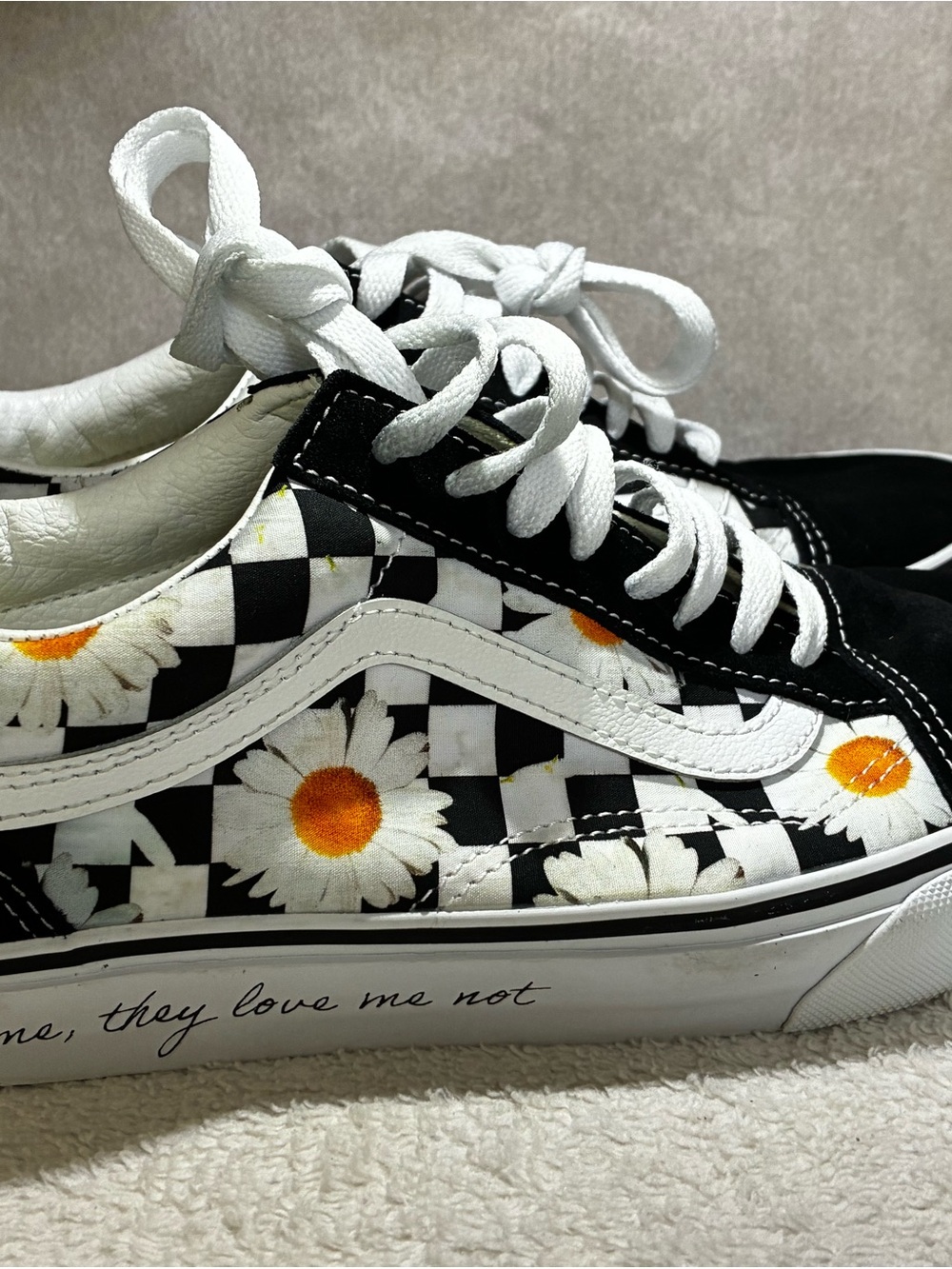 Vans Checkerboard Daisy Low-Top Sneakers in Black, White and Orange